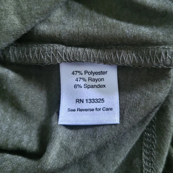 Guru Active🏃‍♀️ "Adventure is Calling"🚵‍♀️ Muscle💪Tee👕 with Hood - NWT - Picture 9 of 14